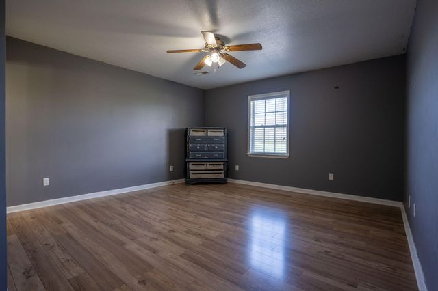 9555 N Ga 301, Trenton, GA 30752