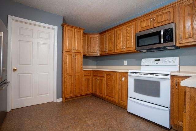 9555 N Ga 301, Trenton, GA 30752