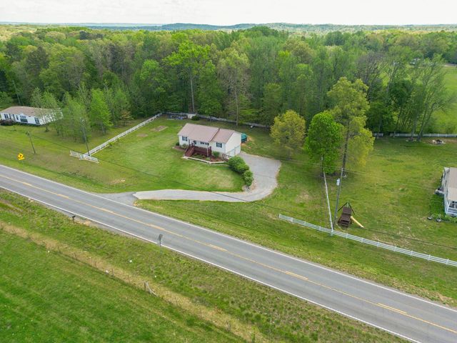 9555 N Ga 301, Trenton, GA 30752