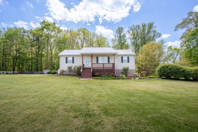 9555 N Ga 301, Trenton, GA 30752