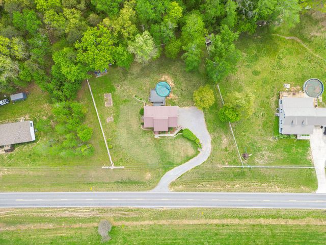 9555 N Ga 301, Trenton, GA 30752
