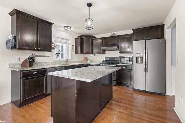 4121 Ash Tree Lane, Oceola Twp, MI 48843