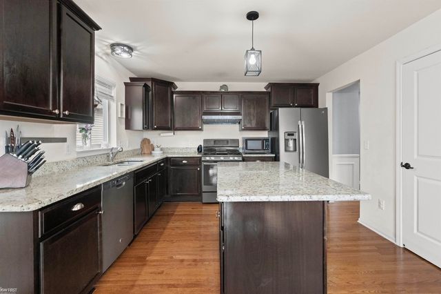 4121 Ash Tree Lane, Oceola Twp, MI 48843