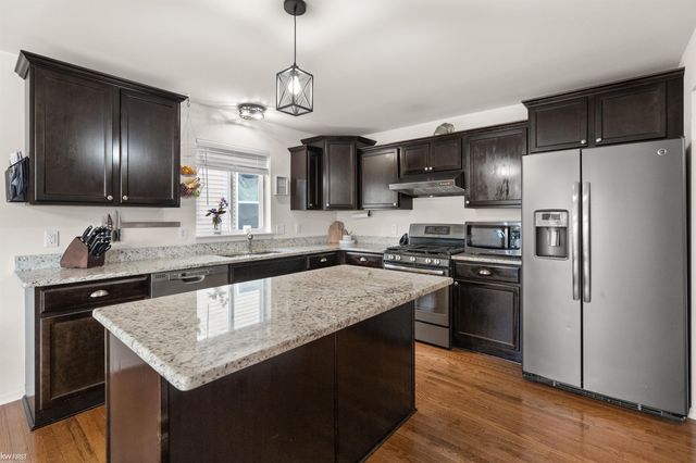 4121 Ash Tree Lane, Oceola Twp, MI 48843