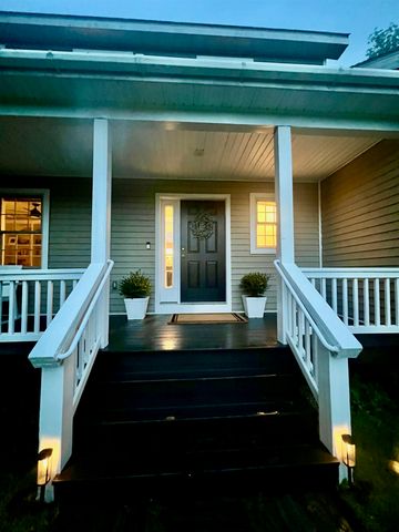 358 Cowdrey Path, Woodstock, VT 05071