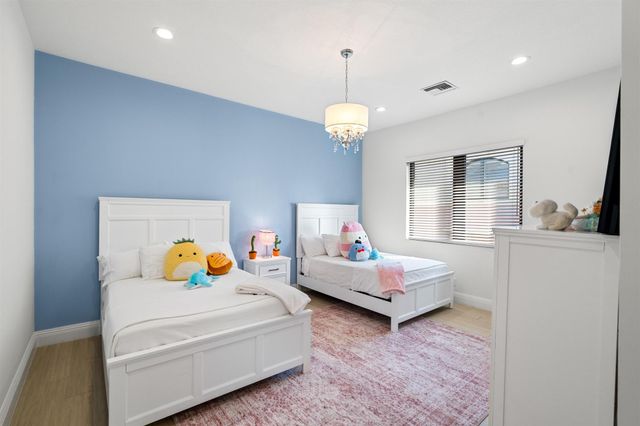 17894 Monte Vista Drive, Boca Raton, FL 33496