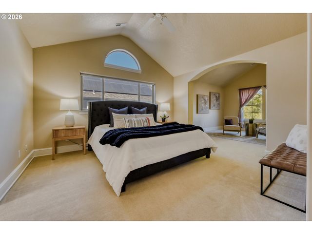 335 Sw 167TH Ave, Beaverton, OR 97006