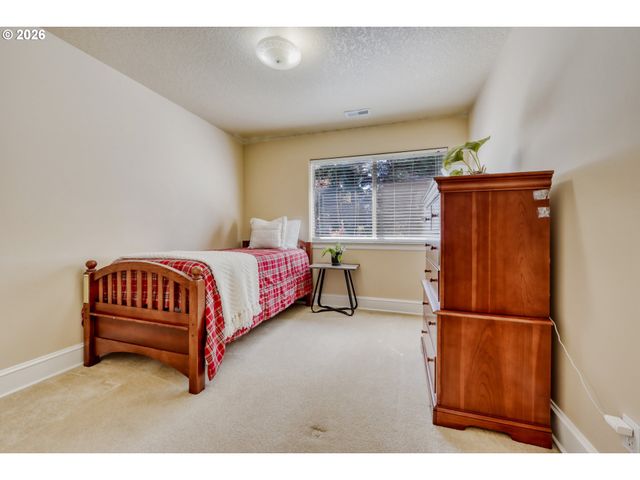 335 Sw 167TH Ave, Beaverton, OR 97006