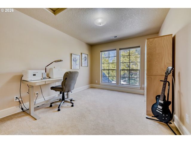335 Sw 167TH Ave, Beaverton, OR 97006