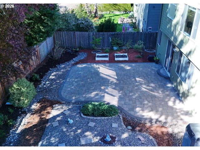 335 Sw 167TH Ave, Beaverton, OR 97006
