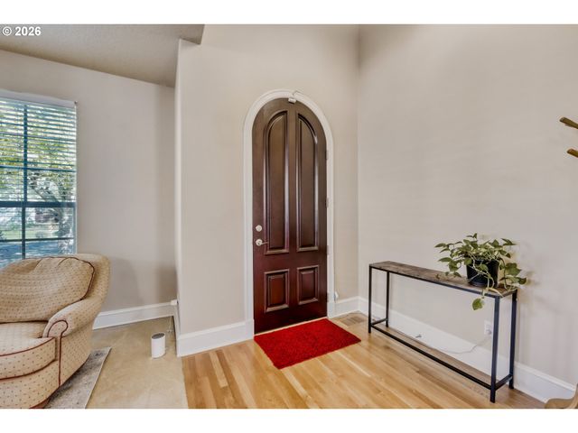 335 Sw 167TH Ave, Beaverton, OR 97006