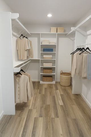 2972 Eric Lane, Farmers Branch, TX 75234