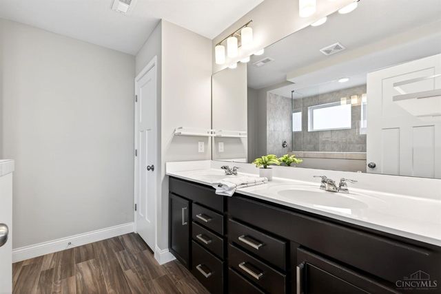 9460 W Meadow Drive, West Chester, OH 45069