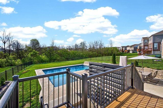 9460 W Meadow Drive, West Chester, OH 45069