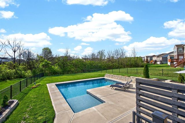 9460 W Meadow Drive, West Chester, OH 45069