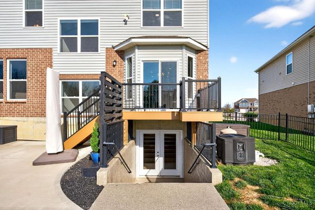 9460 W Meadow Drive, West Chester, OH 45069