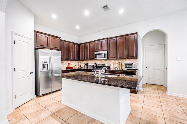 118 Wood Drake Place, Tomball, TX 77375