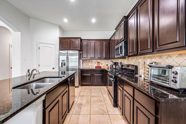 118 Wood Drake Place, Tomball, TX 77375