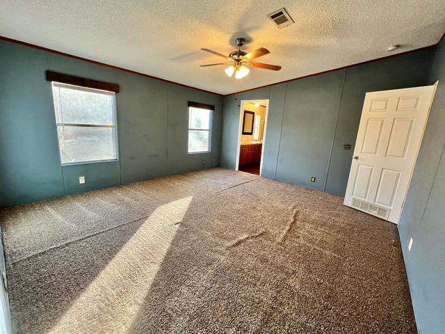 1085 Highland Circle, Springtown, TX 76082