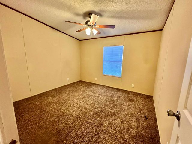 1085 Highland Circle, Springtown, TX 76082