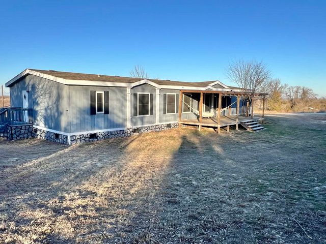 1085 Highland Circle, Springtown, TX 76082