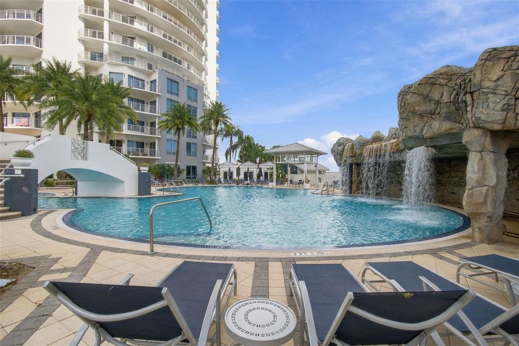 Image 41 of property listing at 1209 E CUMBERLAND AVENUE 504, Tampa, FL 33602