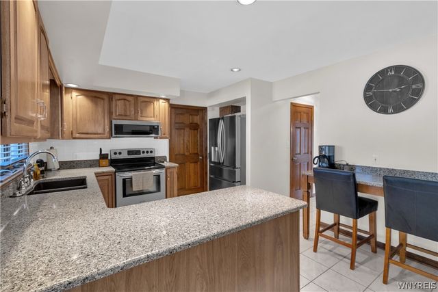 3319 Blossom Lane, Wheatfield, NY 14120