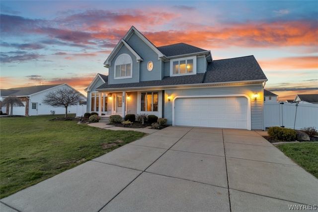 3319 Blossom Lane, Wheatfield, NY 14120
