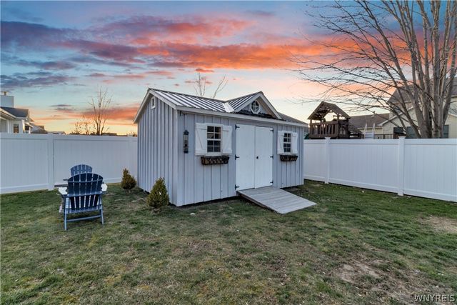3319 Blossom Lane, Wheatfield, NY 14120