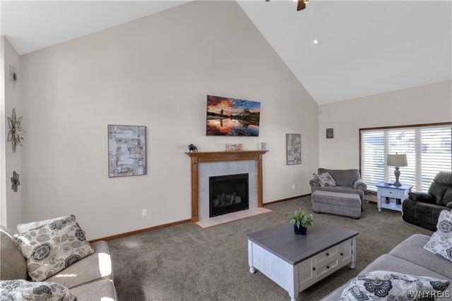 3319 Blossom Lane, Wheatfield, NY 14120