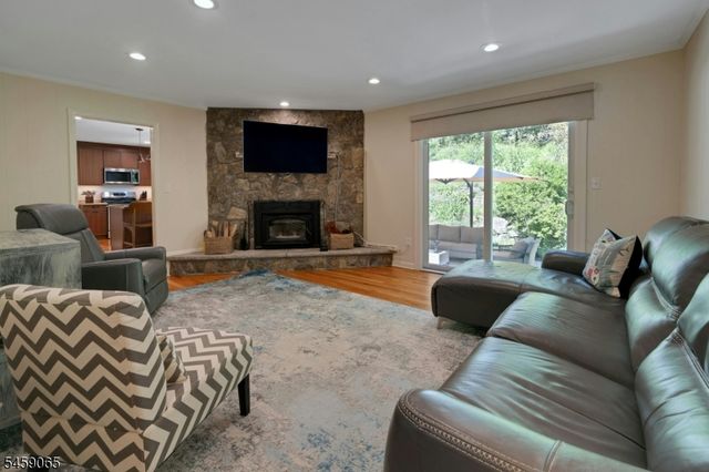 47 Long Ridge Rd, Parsippany-troy Hills Twp., NJ 07869