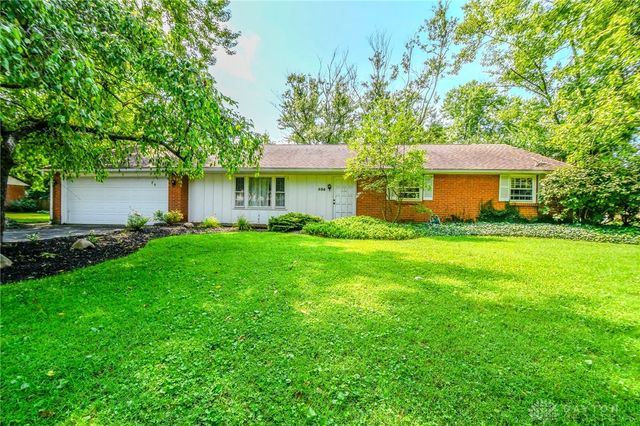 536 Brandwynne Court, Centerville, OH 45459