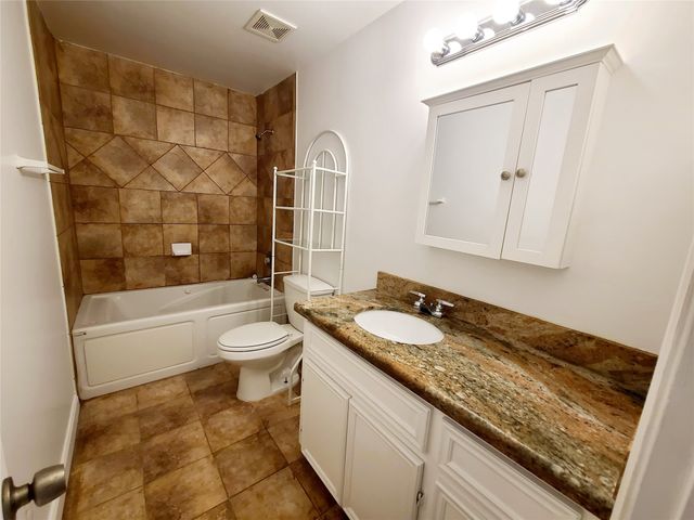 4931 Junius Street 8, Dallas, TX 75214