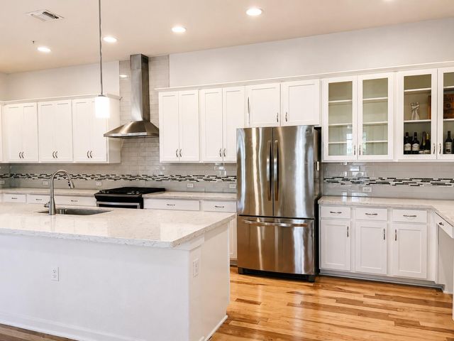 2214 Robert Browning ST, Austin, TX 78723