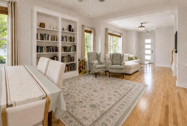 2214 Robert Browning ST, Austin, TX 78723