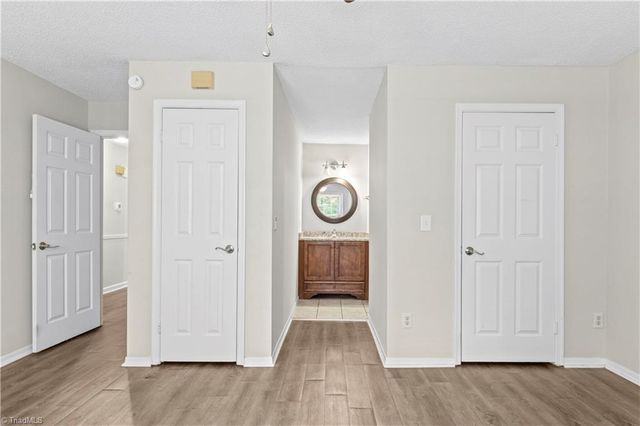 2664 Saint Johns Place, Winston-salem, NC 27106