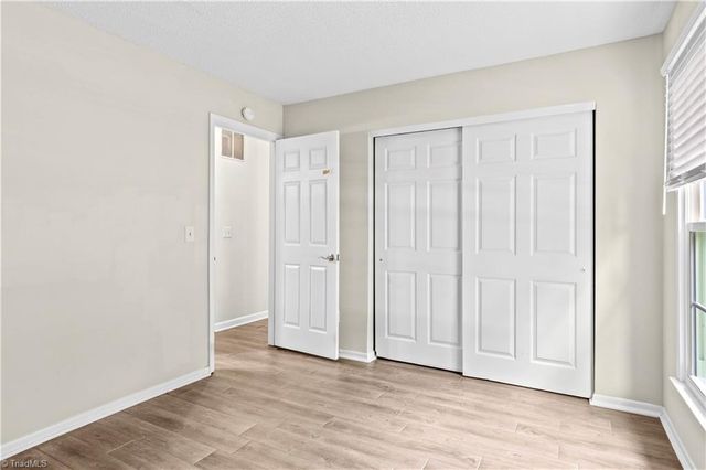 2664 Saint Johns Place, Winston-salem, NC 27106