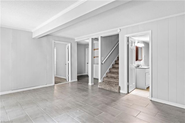 2664 Saint Johns Place, Winston-salem, NC 27106