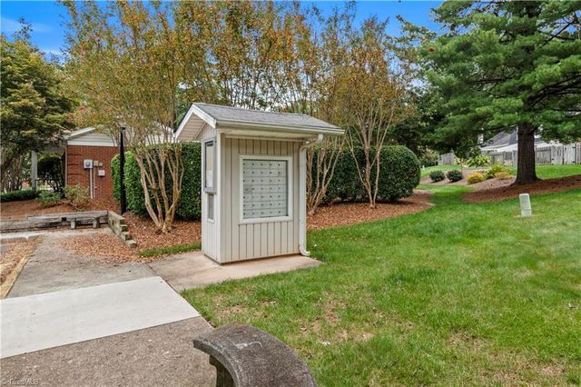 2664 Saint Johns Place, Winston-salem, NC 27106