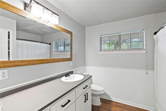 4514 White Oak Dr, Corpus Christi, TX 78410