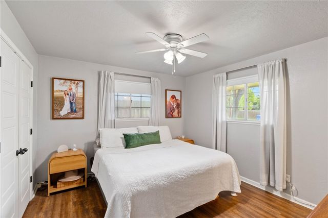 4514 White Oak Dr, Corpus Christi, TX 78410