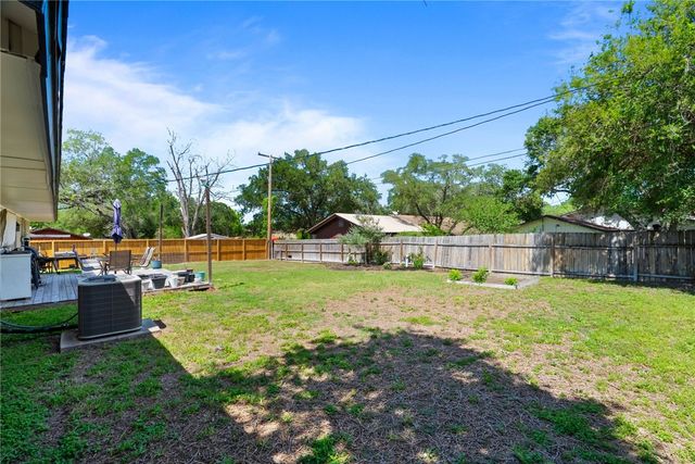 4514 White Oak Dr, Corpus Christi, TX 78410