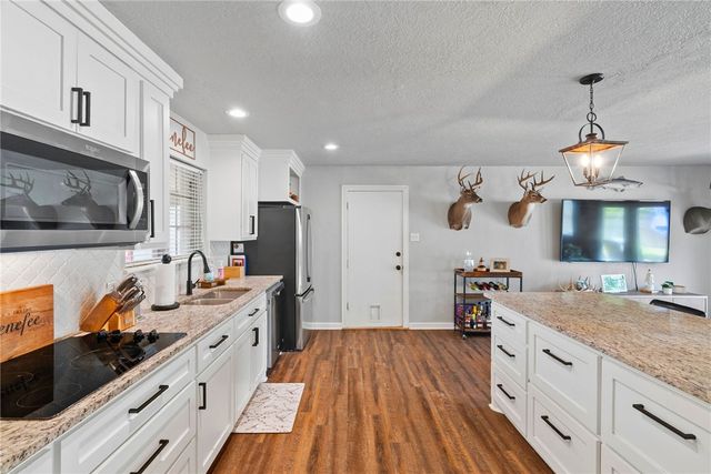 4514 White Oak Dr, Corpus Christi, TX 78410