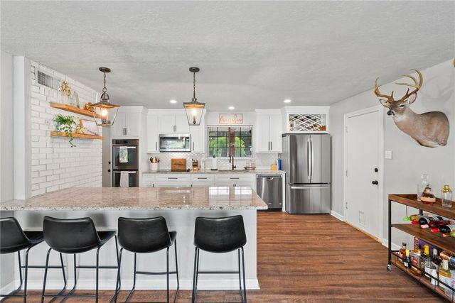 4514 White Oak Dr, Corpus Christi, TX 78410