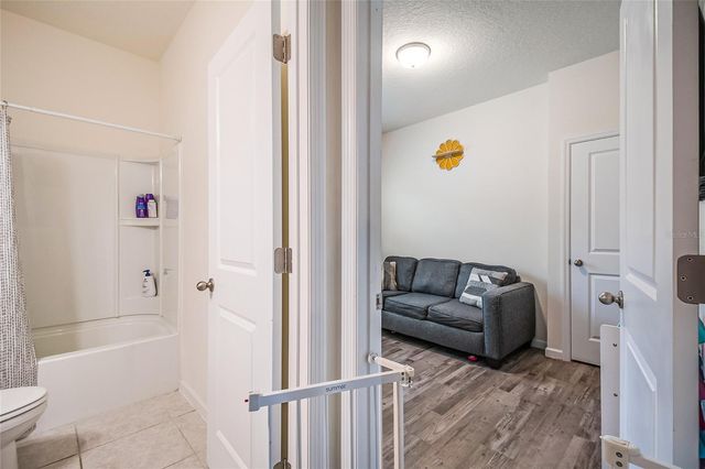 2051 CADES COVE WAY, Deland, FL 32720