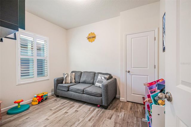 2051 CADES COVE WAY, Deland, FL 32720