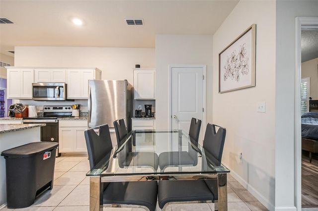 2051 CADES COVE WAY, Deland, FL 32720