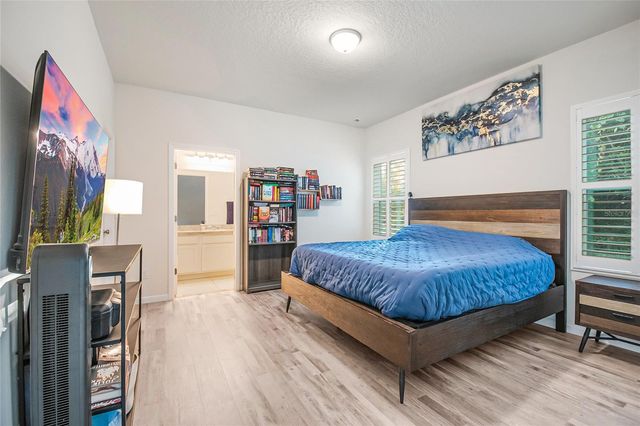 2051 CADES COVE WAY, Deland, FL 32720