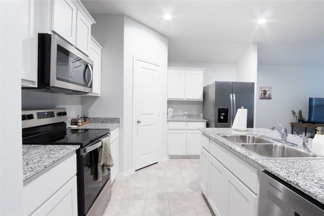 9501 Mountain Mint Drive, Fort Worth, TX 76131