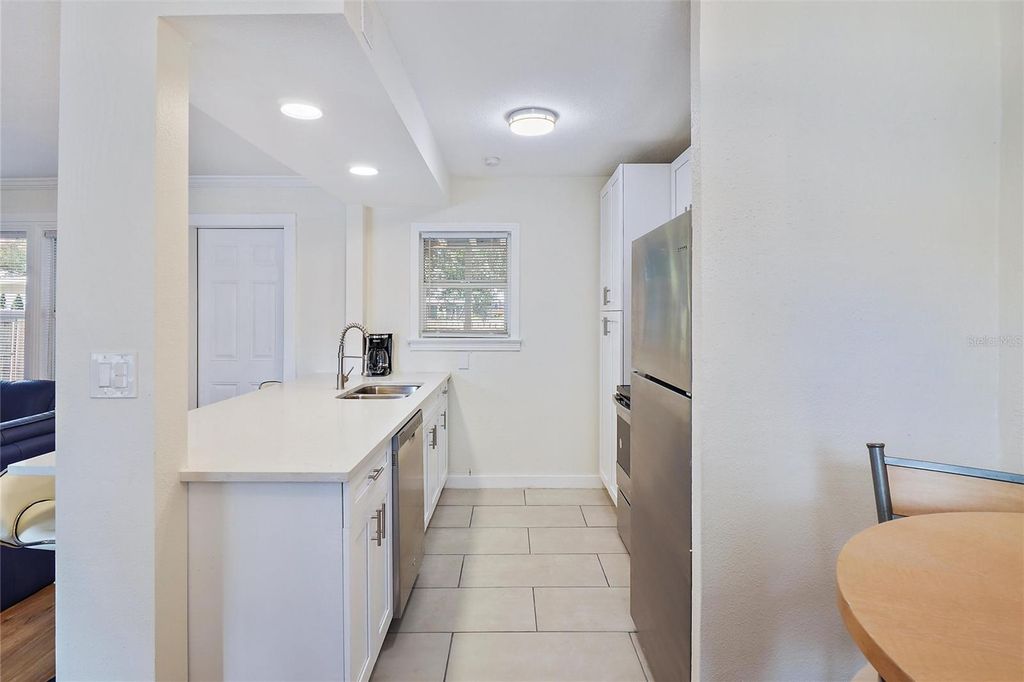 Image 11 of property listing at 221 S HALE AVENUE, Tampa, FL 33609